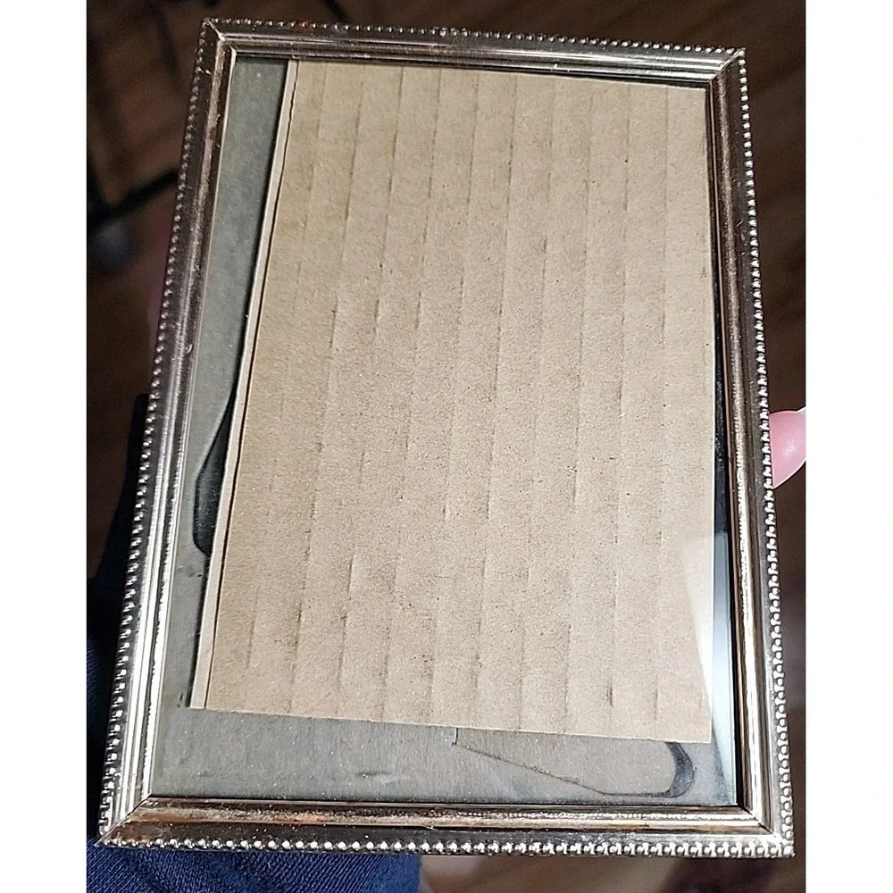 VTG Brass Embossed Design Edge Photo Picture Frame Gold MCM Trifold Bifold 5 X 7